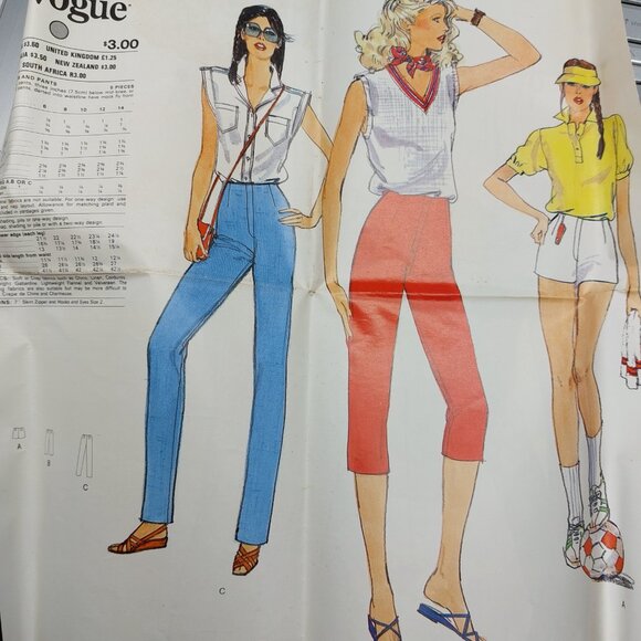 UNCUT Vintage Sewing PATTERN Vogue 7422, Very Easy Ladies 1980s Shorts and Pants - Picture 2 of 2